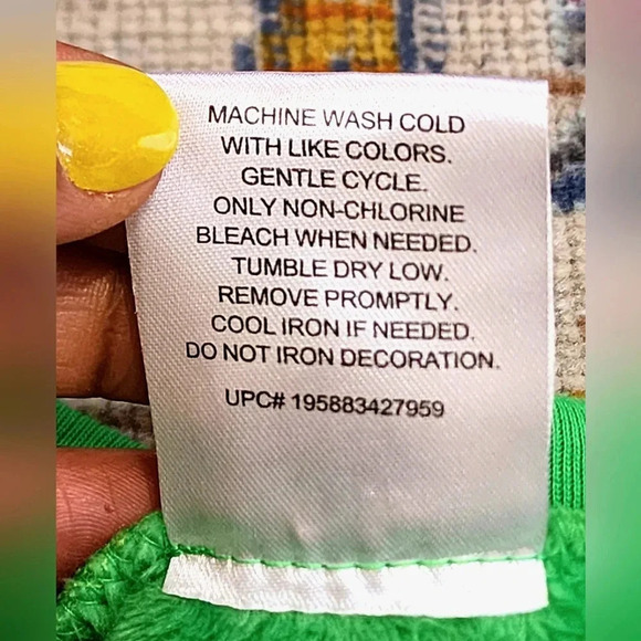 🎄The Grinch Sweater Kid's Green Graphic Unisex Pullover Fleece Top, sz M (7-9) - Picture 8 of 8